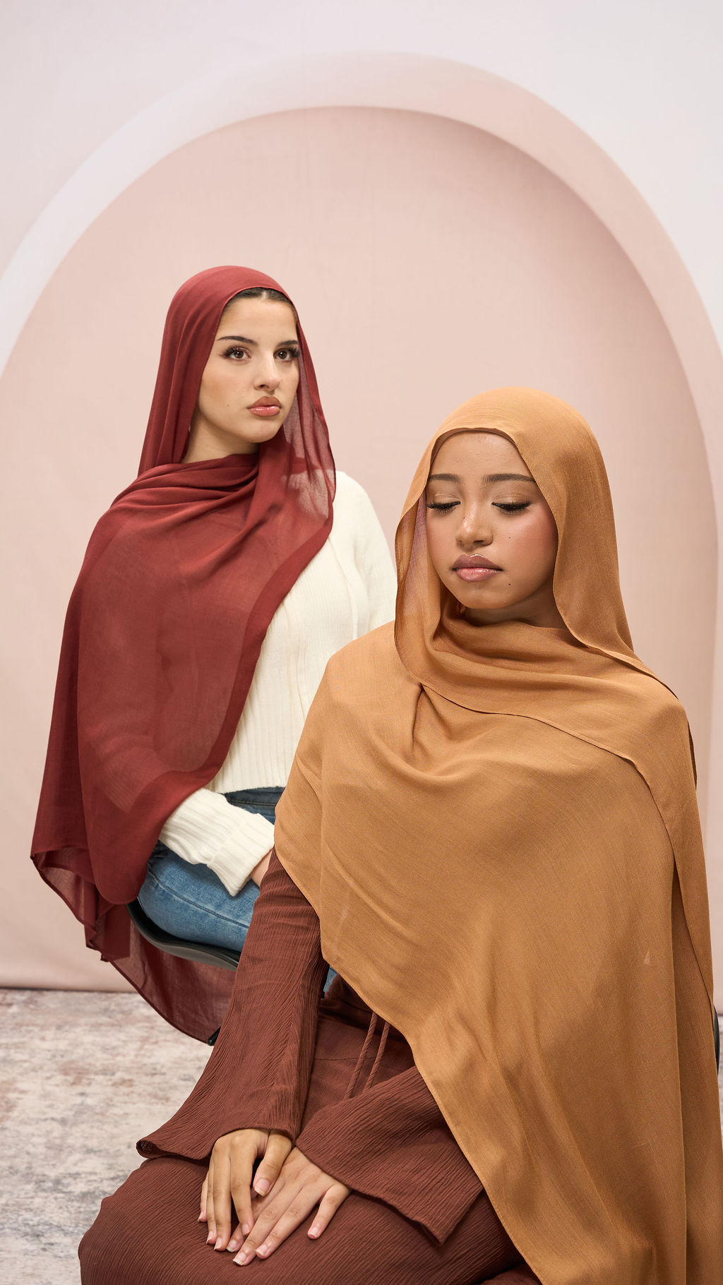 Bordeaux & Warm Caramel