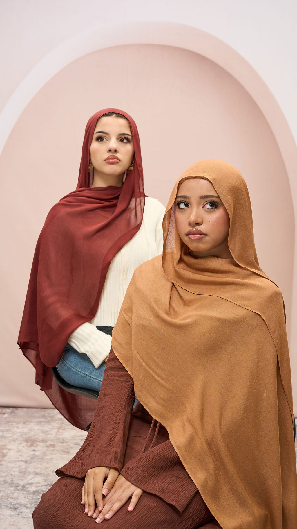 Bordeaux & Warm Caramel