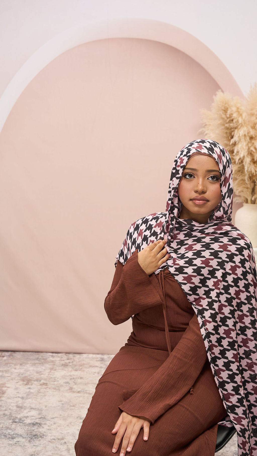 Blush Noir Houndstooth