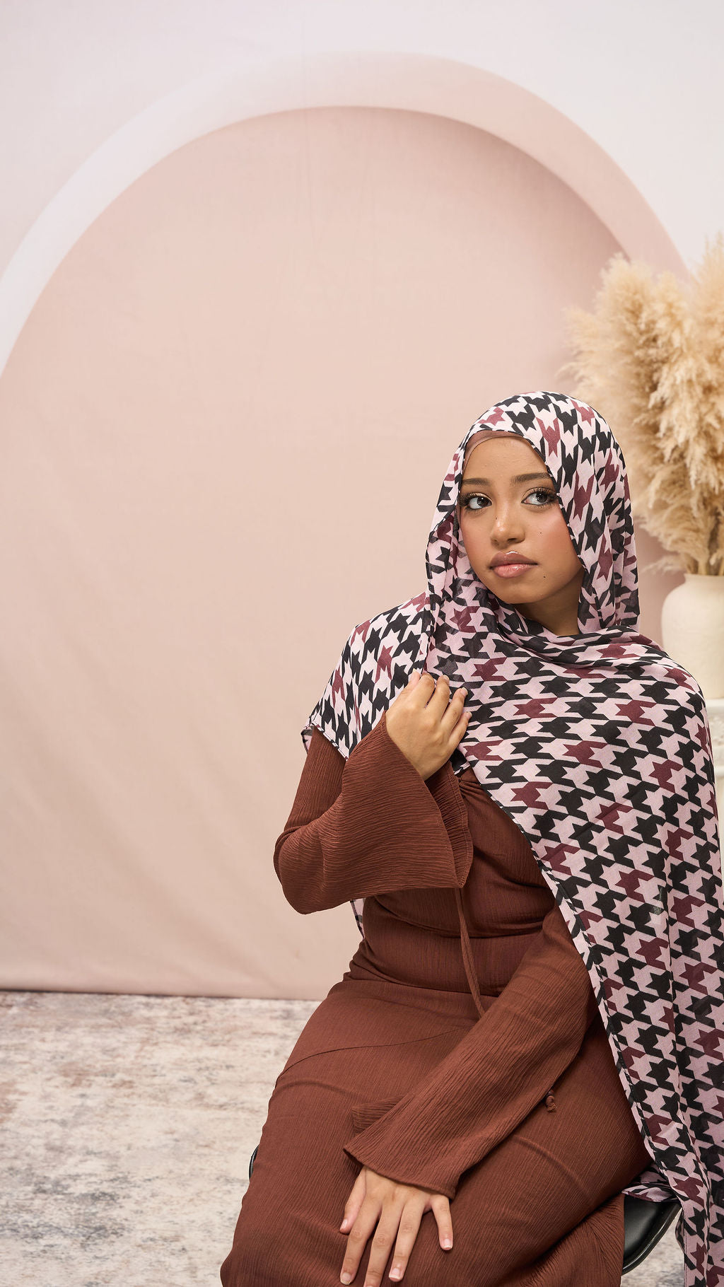 Blush Noir Houndstooth